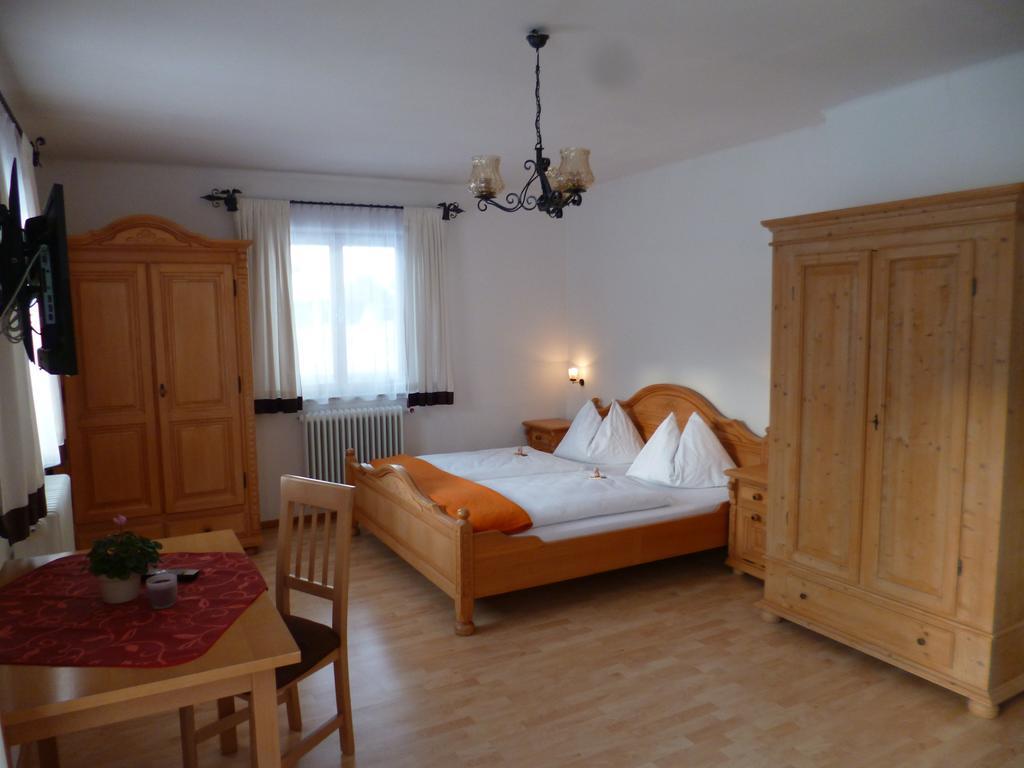 Appartements Oberhof Ваграйн Стая снимка