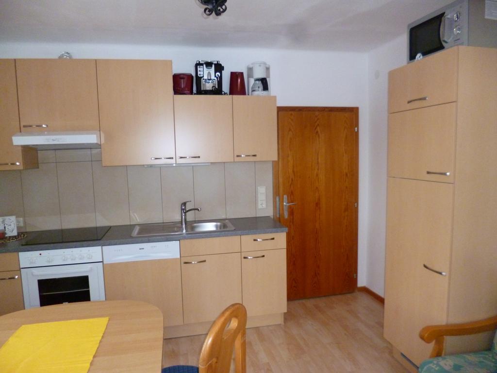 Appartements Oberhof Ваграйн Стая снимка